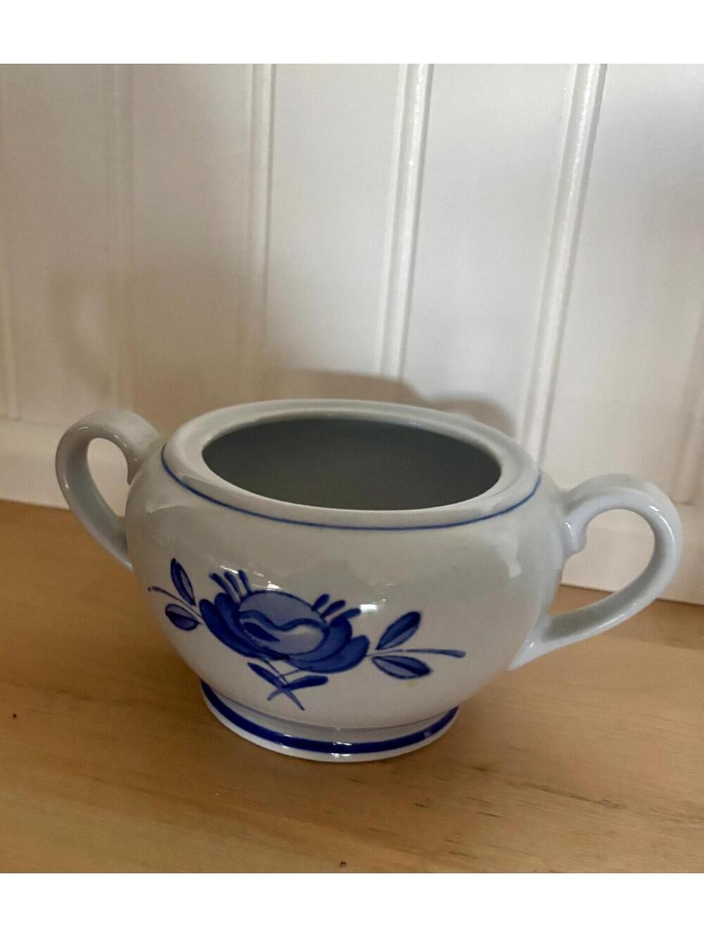 Arabia Blue Rose Handpainted Ceramic Sugar Bowl Finland - Picture 3 of 5